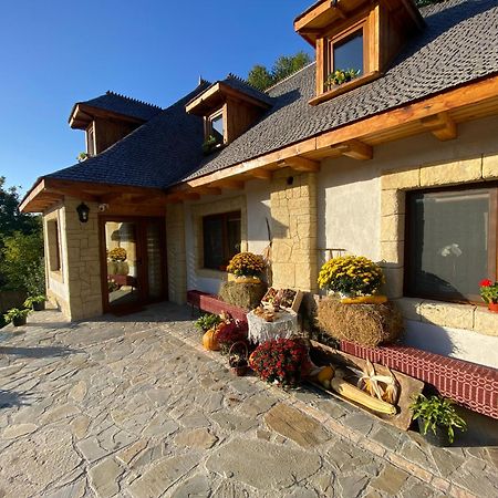 Casa Cu Sindrila Villa วาเลนี เด มุนเต ภายนอก รูปภาพ