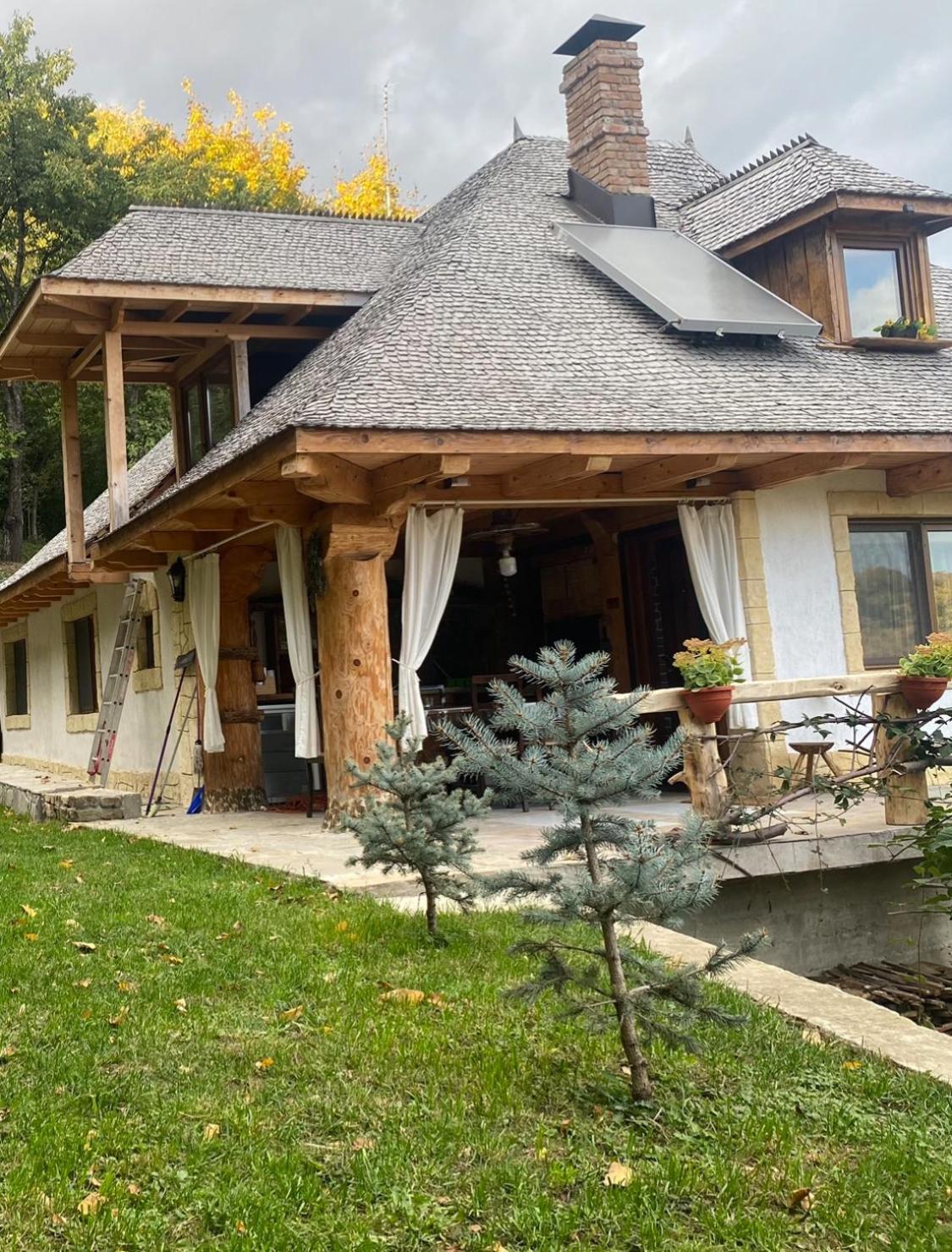 Casa Cu Sindrila Villa วาเลนี เด มุนเต ภายนอก รูปภาพ